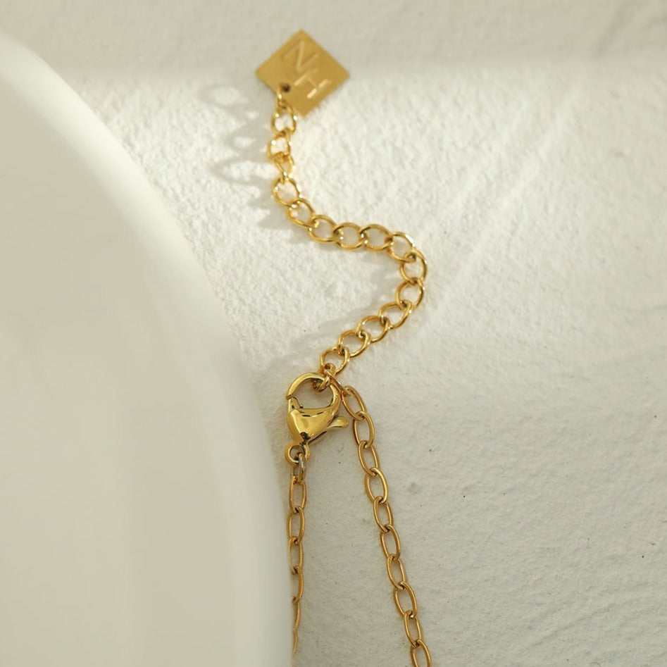 EVELYN Mini Stars & Zirconia Embeded Pendant Necklace