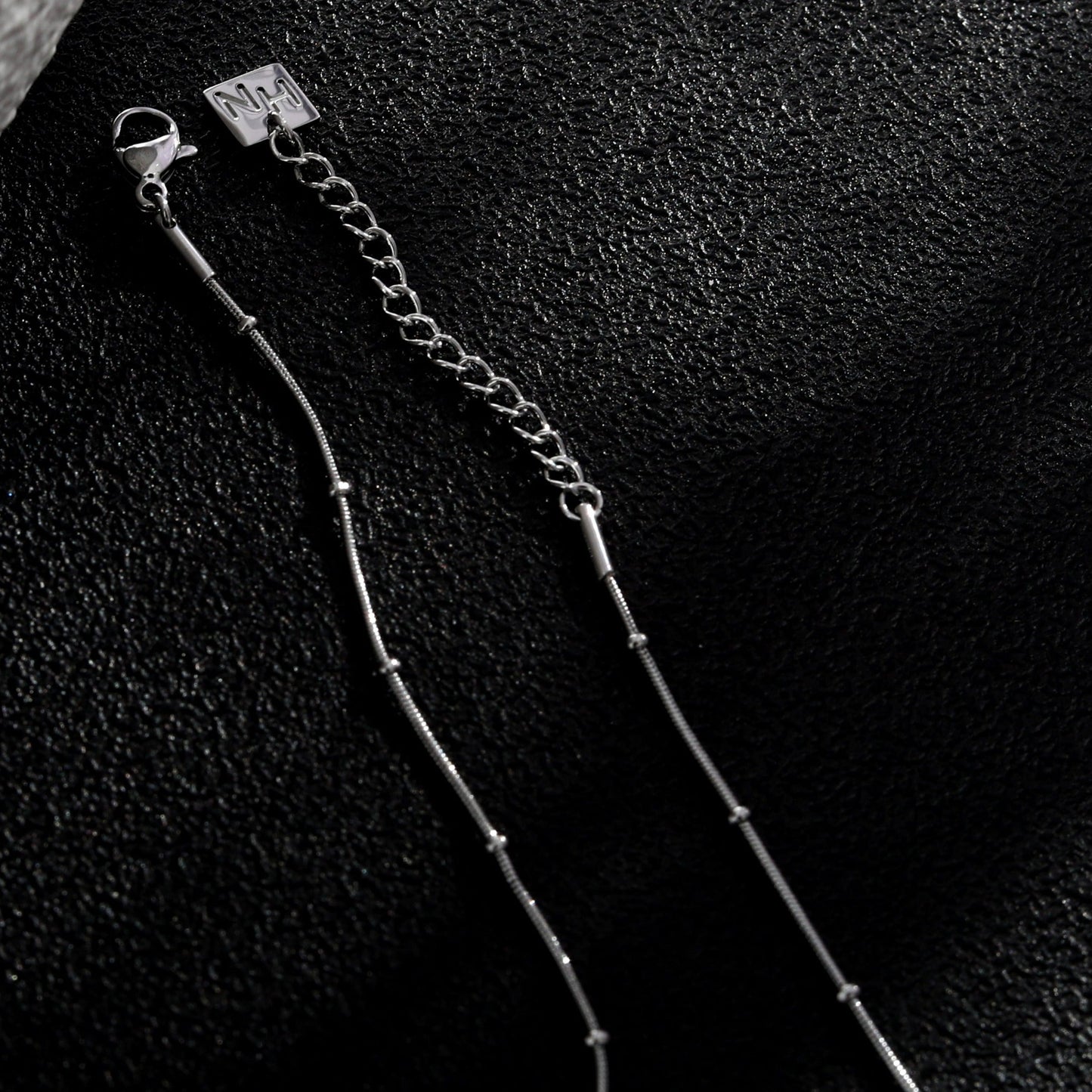 ZAHARA Mini Textured Beaded Dainty Silver Chain