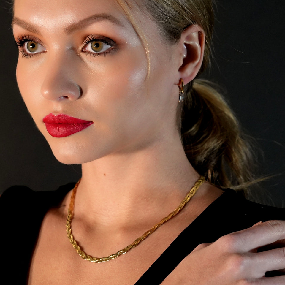 TARA Gold: Intertwined Herringbone Snake Skin Textured Necklace.