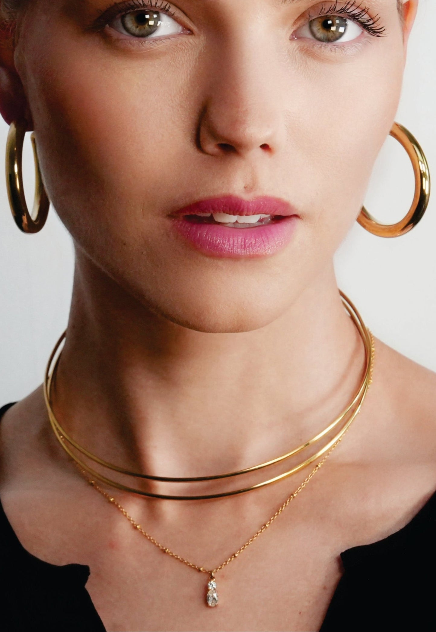 BETHANIE Gold: Double Banded Choker Collar Necklace.