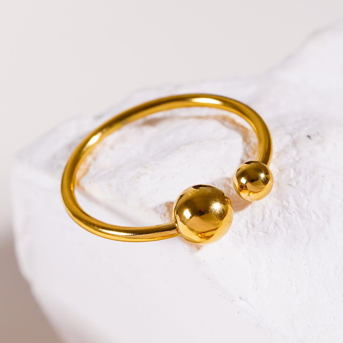ALTHEA: Contemporary Essential Ring with Ball Beads