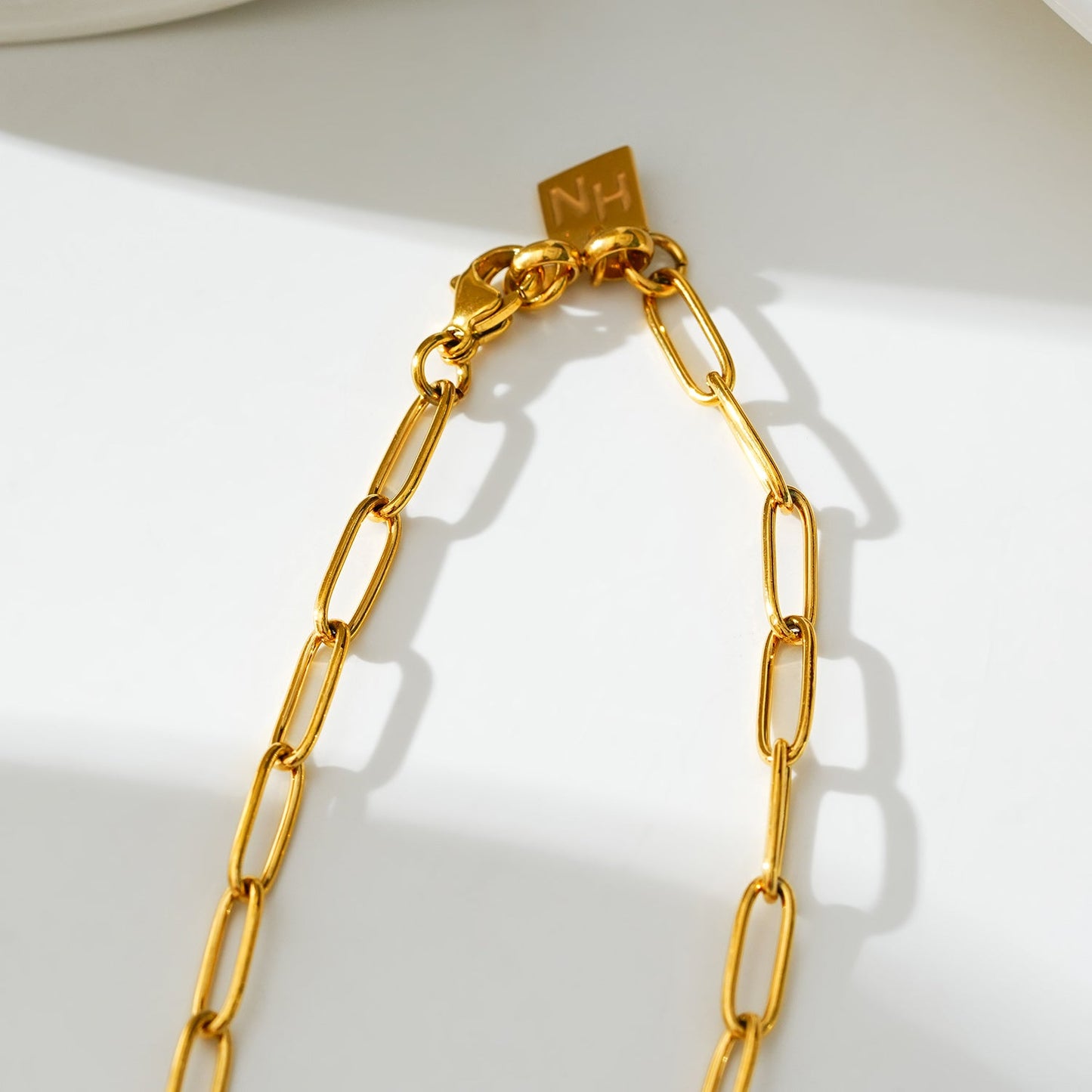 BARBICAN: Essential Gold Chain Link Paper-Clip Necklace - 22"