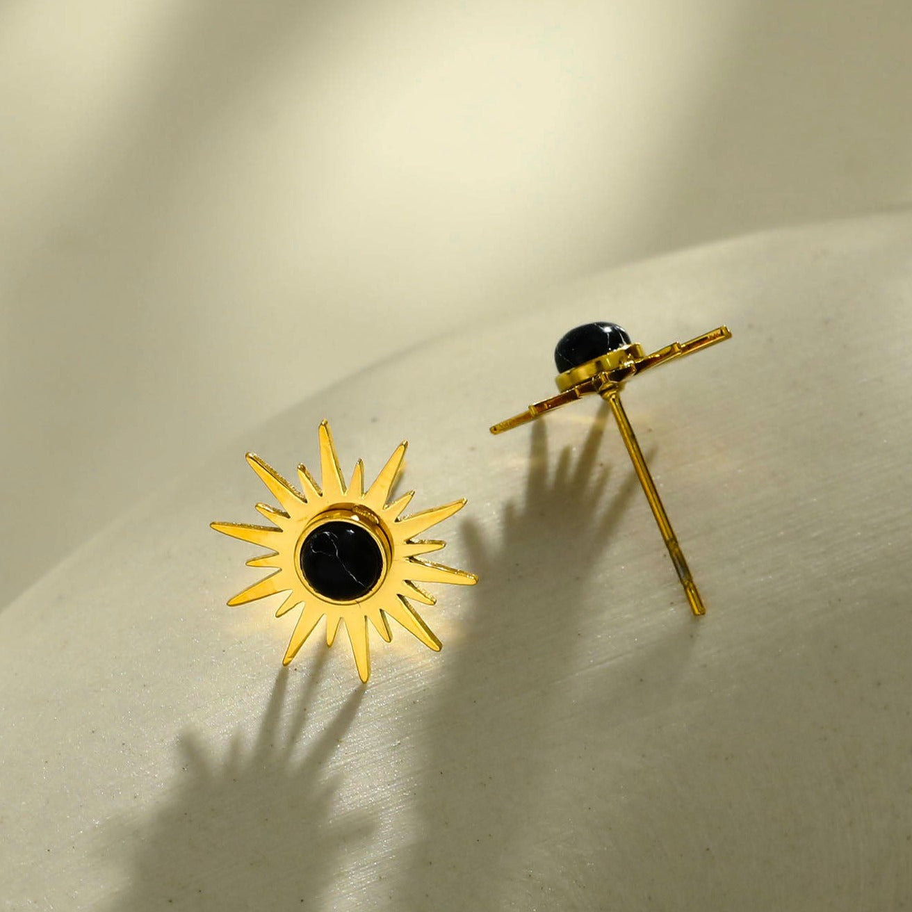 SOLE BLACK: Sun Symbol Natural Stone Stud Earrings