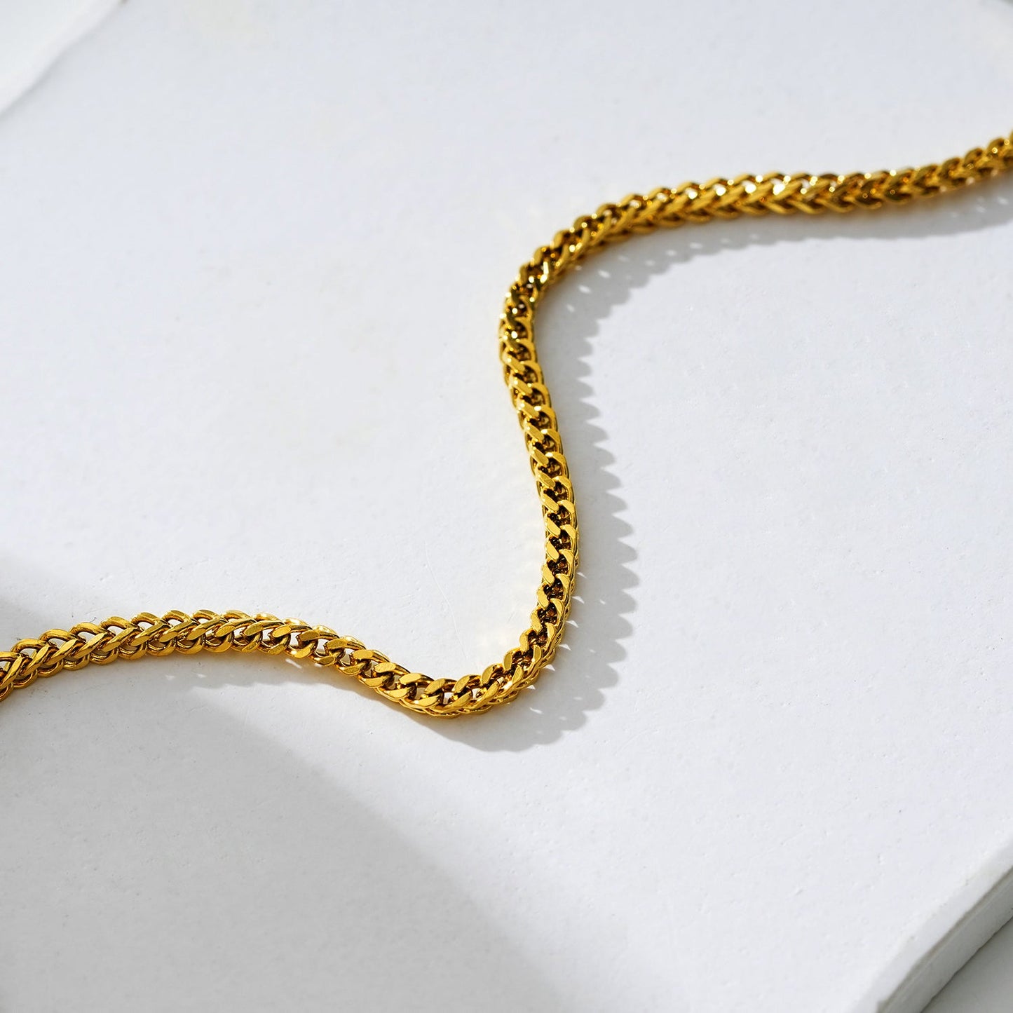 BRIELLA LG: Cuban Link Chain Gold Anklet