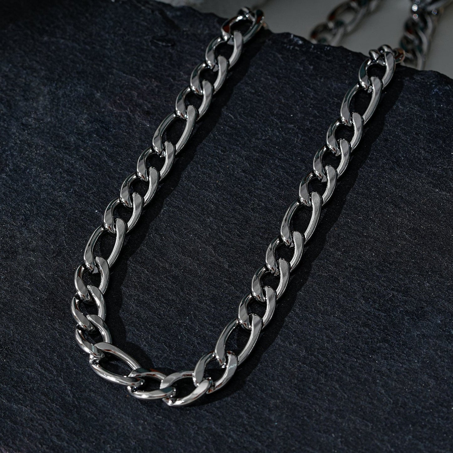 BROMLEY: Cuban-Link Statement Chain Necklace in Silver for Women or Men