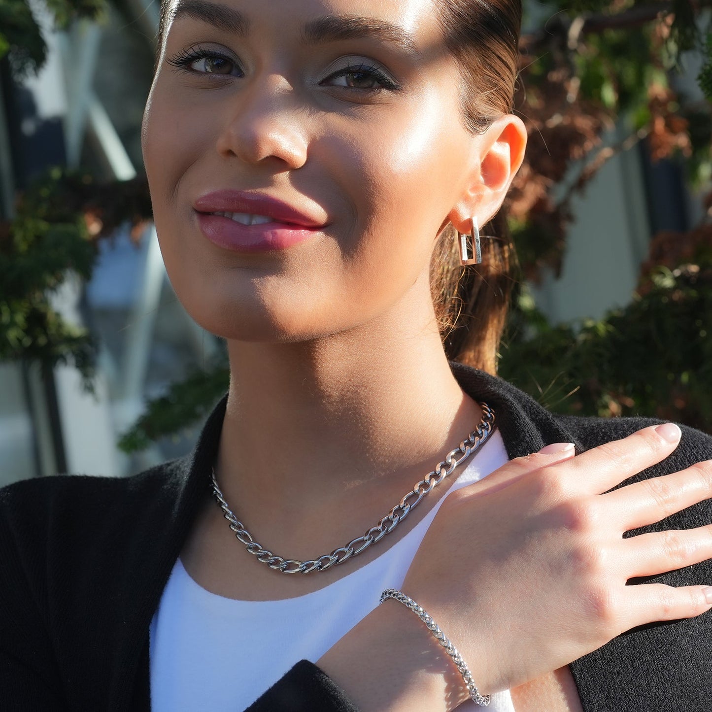 BROMLEY: Cuban-Link Statement Chain Necklace in Silver for Women or Men