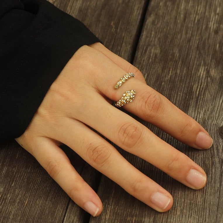 CARMEN Gold: Zirconia Embedded Ancient Serpent Design Ring