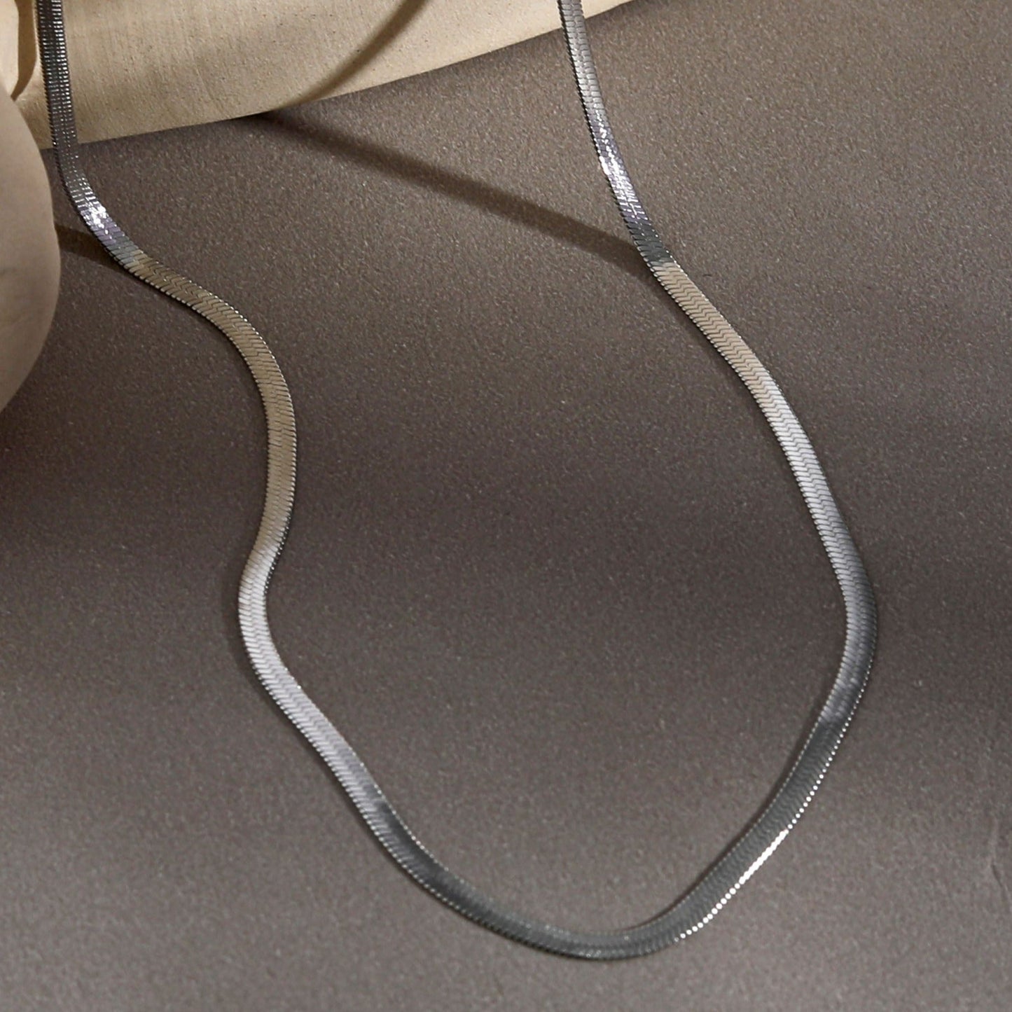 CATANIA: Snake Skin Textured Silver Chain Necklace