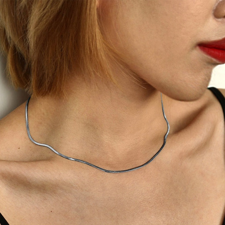 CATANIA: Snake Skin Textured Silver Chain Necklace