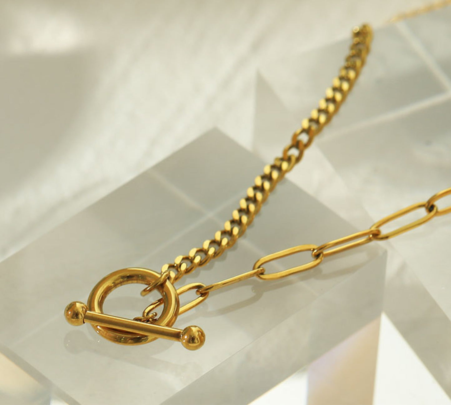CHARLOTTE Gold:  Mix Chain T-Bar Gold Necklace