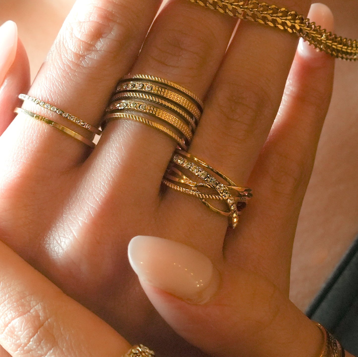 Style CORAZON: Cross Over Multi Stacked Zirconia Embedded Ring