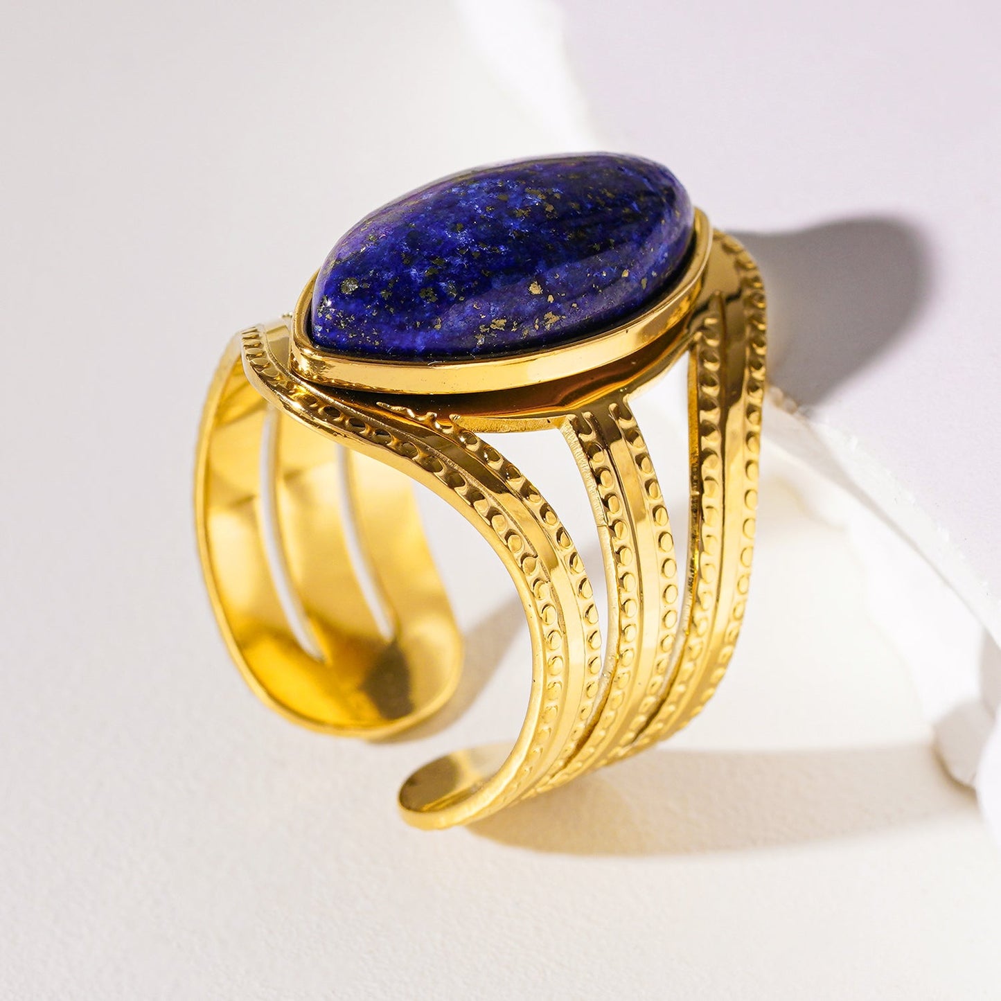 TIAMO: Vintage Inspired Ring with Triple Ornate Bands & a Lapis Lazuli Centre Piece