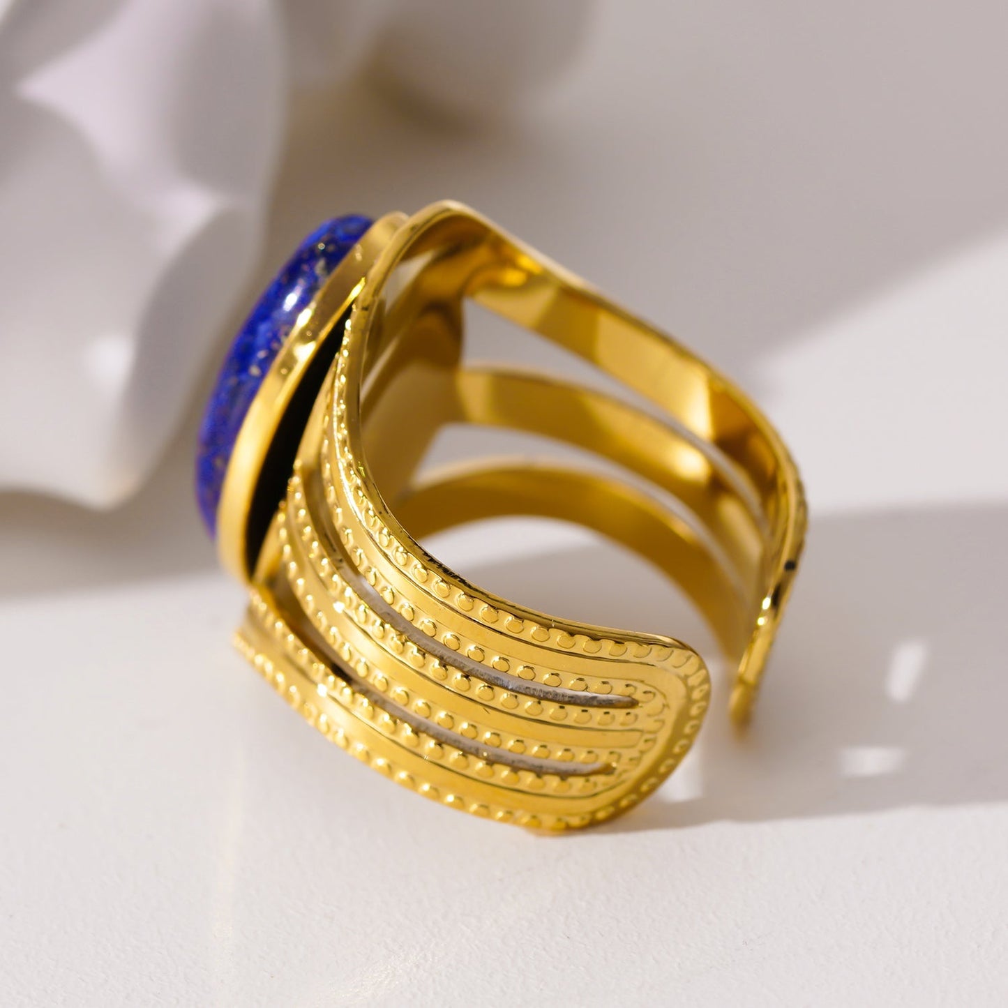 TIAMO: Vintage Inspired Ring with Triple Ornate Bands & a Lapis Lazuli Centre Piece
