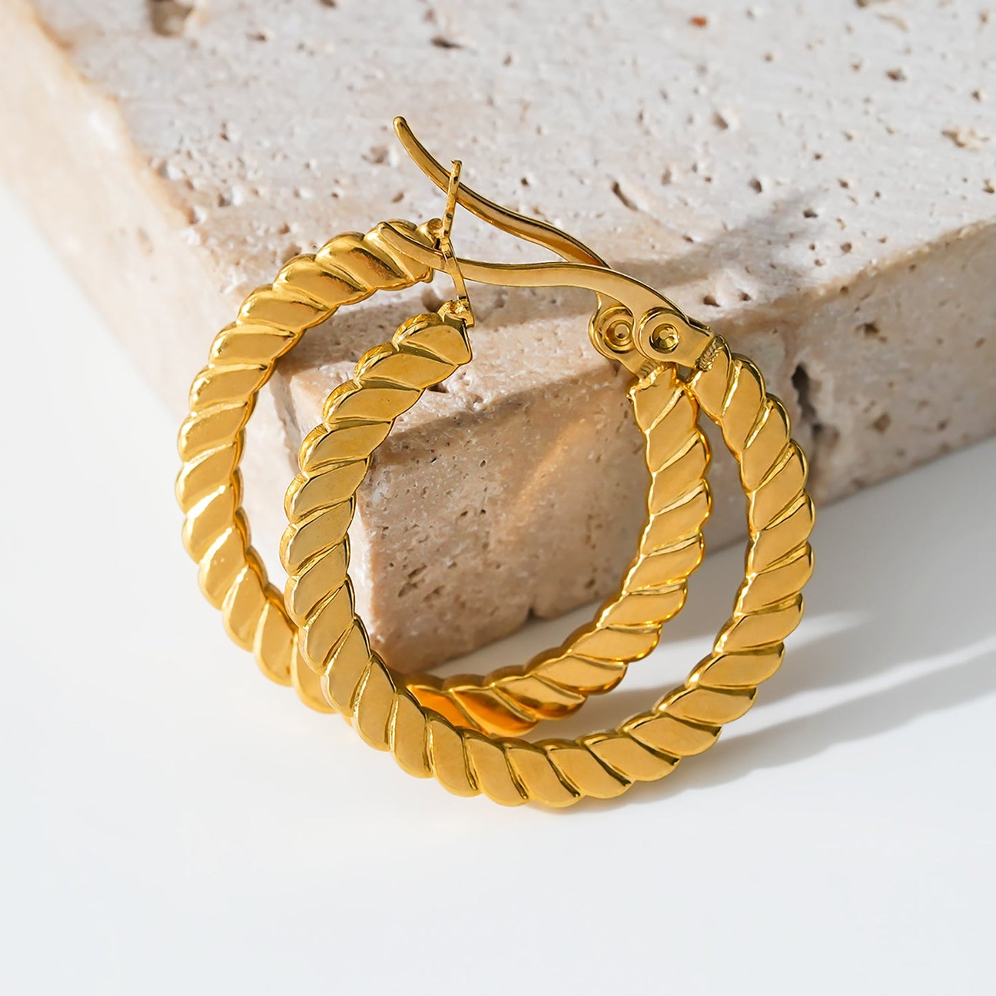 Style ORTANA: Sculptured Pattern Hoop Earrings