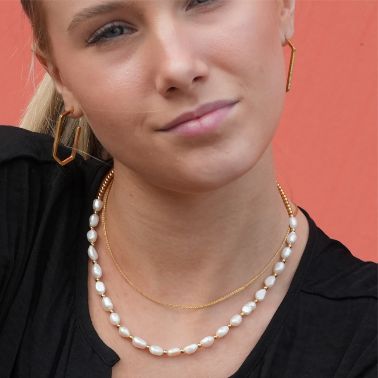 ELISA: Fresh Water Pearls & Gold Beaded Chain Necklace