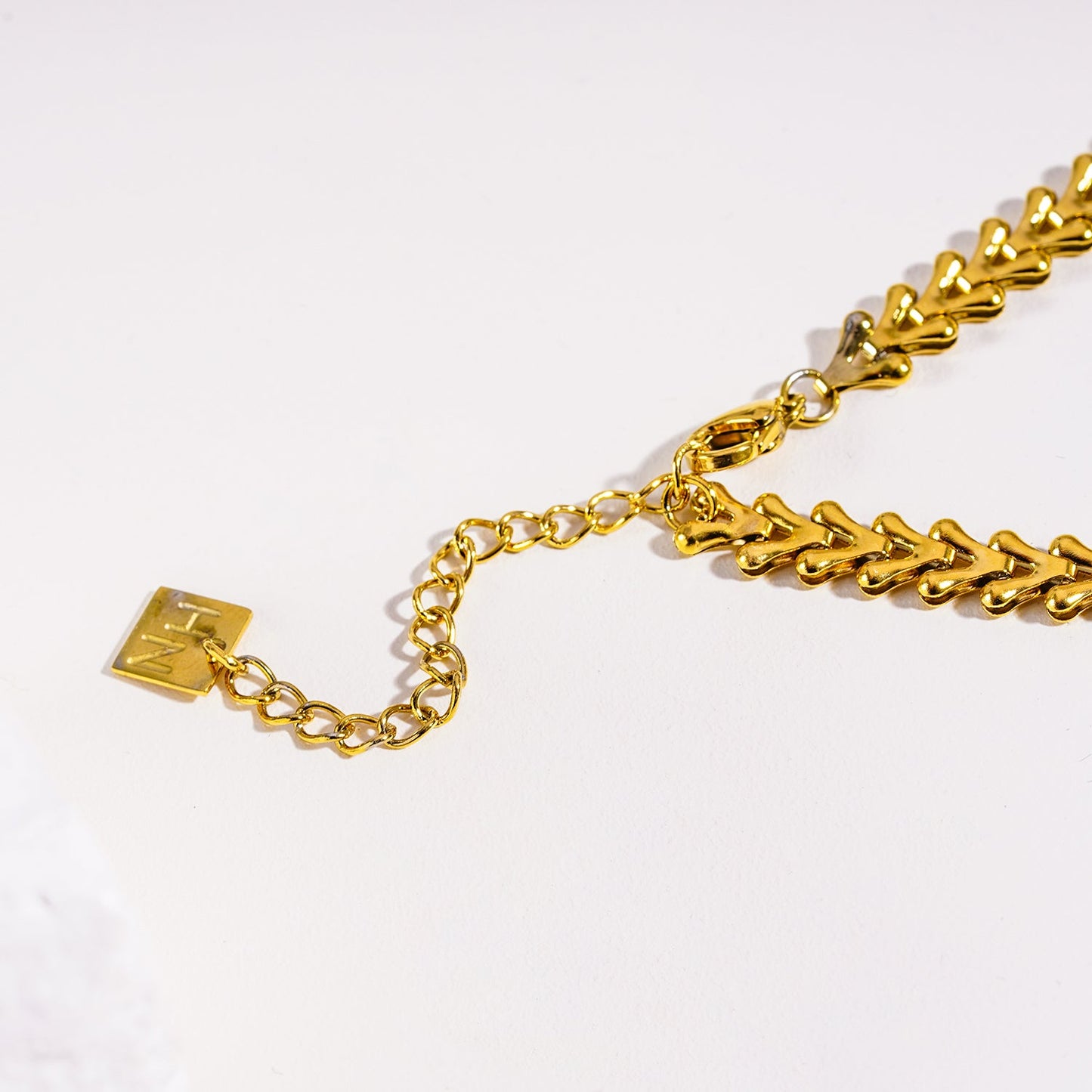 FRANKIE:  Vintage-Inspired Linked Abstract Crest Chain Necklace