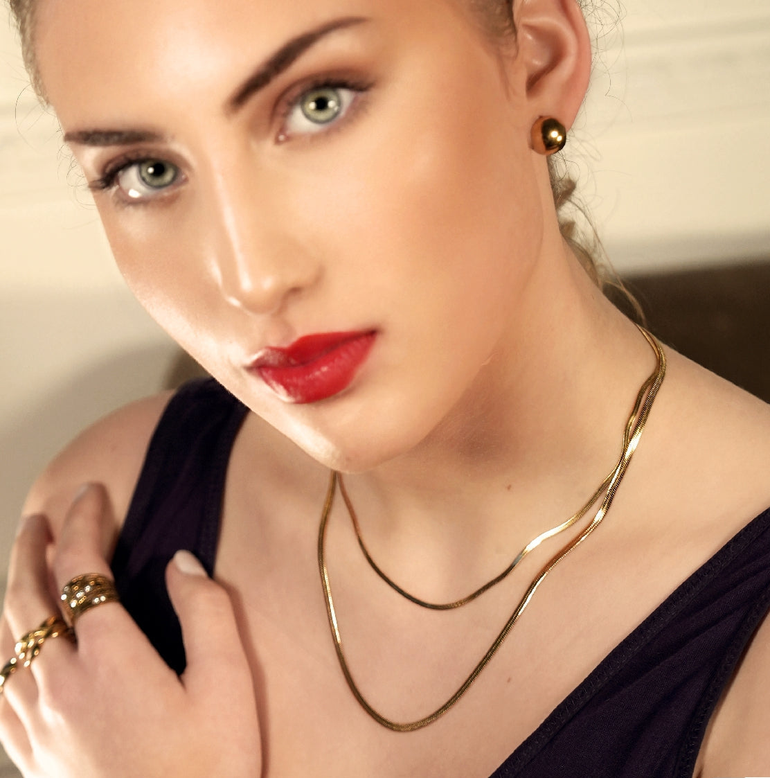 GINTA: Snake-Skin Textured 2-Layer Gold Necklace