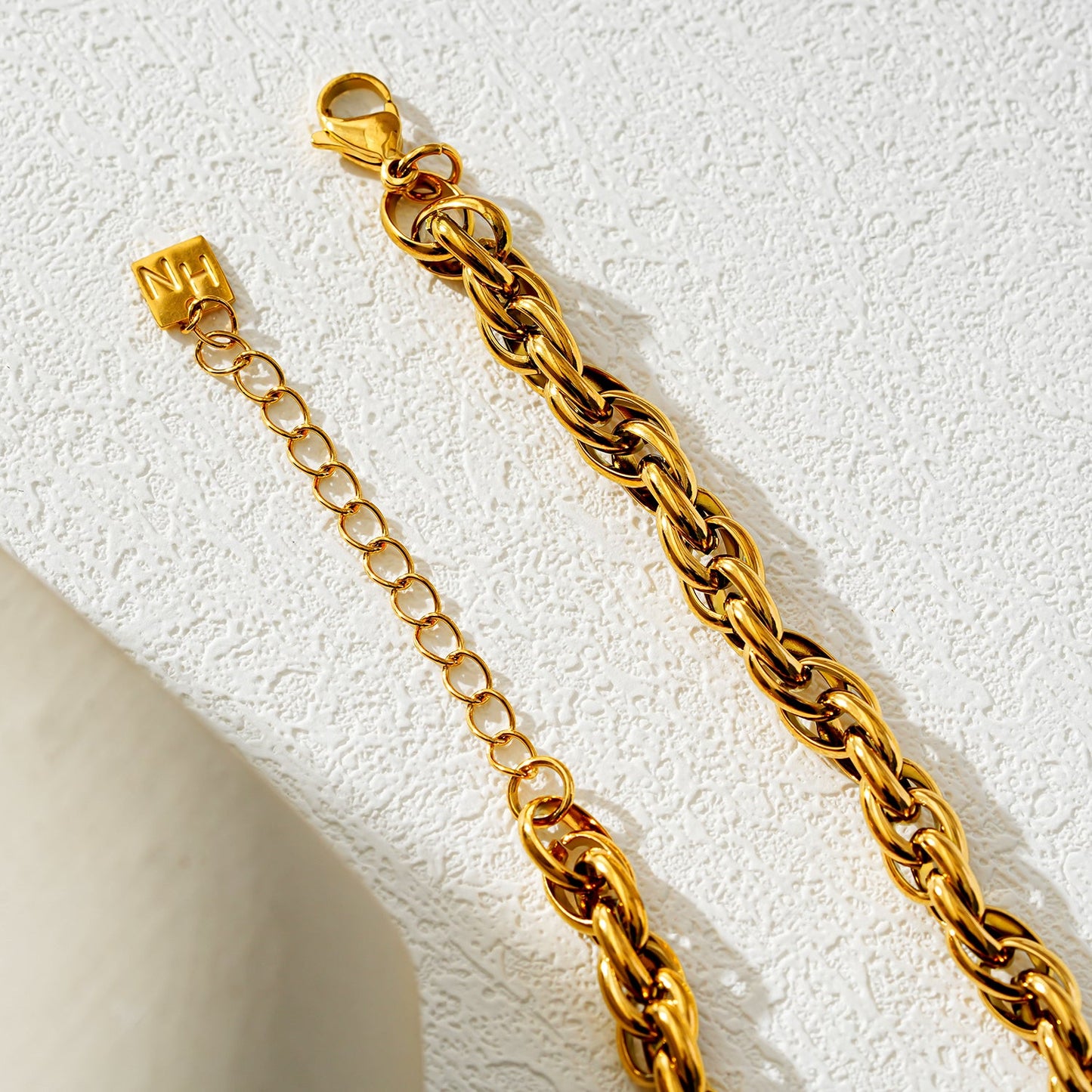 Style ISLINGTON: Chunky Intricate Multi-Link Chain Necklace