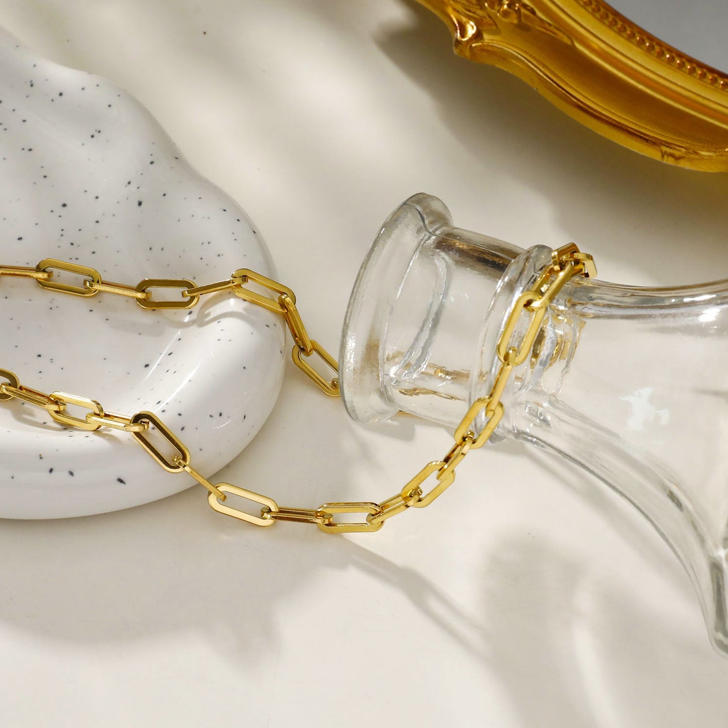 BAYSWATER 22": Contemporary Paper Clip Gold Chain Necklace