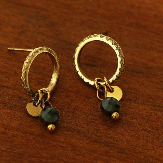 Style JAZMIN Black-Gold: Stud Earrings with Mini Charms