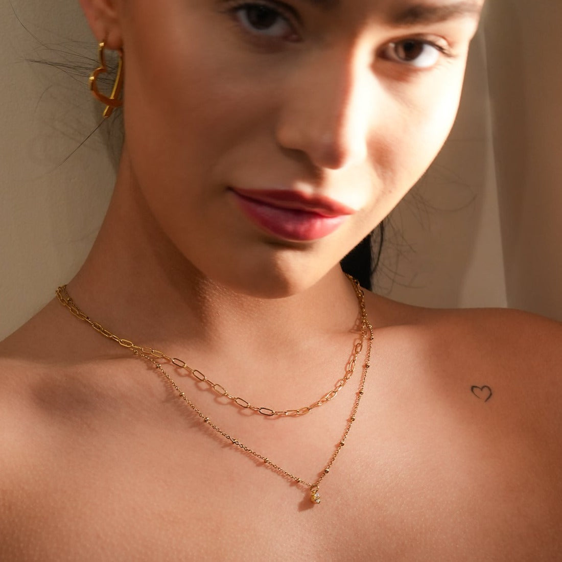 KATERI Gold: Pre-Layered Chains Necklace with a Solitaire Zirconia Charm Pendant