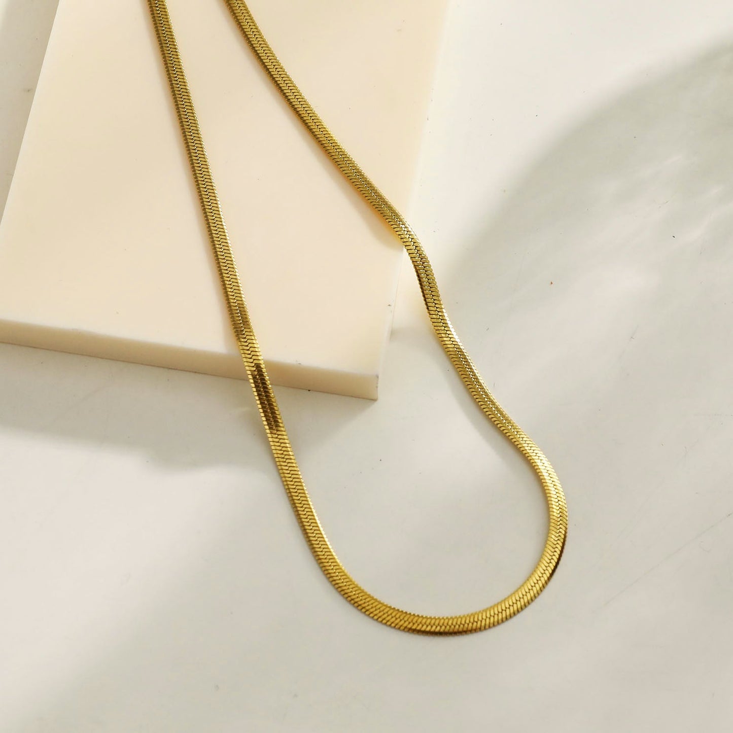 FRYDA Gold: Snake Skin Textured Mid Width Chain Necklace