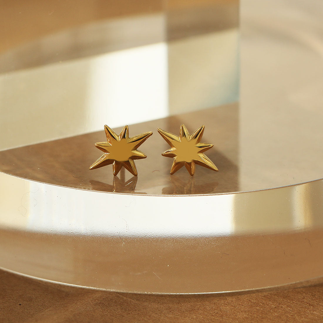 SCARLETT Stud Earrings