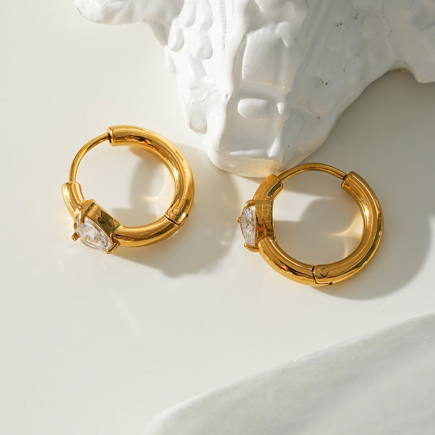Style PELLA Gold: Mini Hoop Gold Earrings with Heart Shaped Moissanite