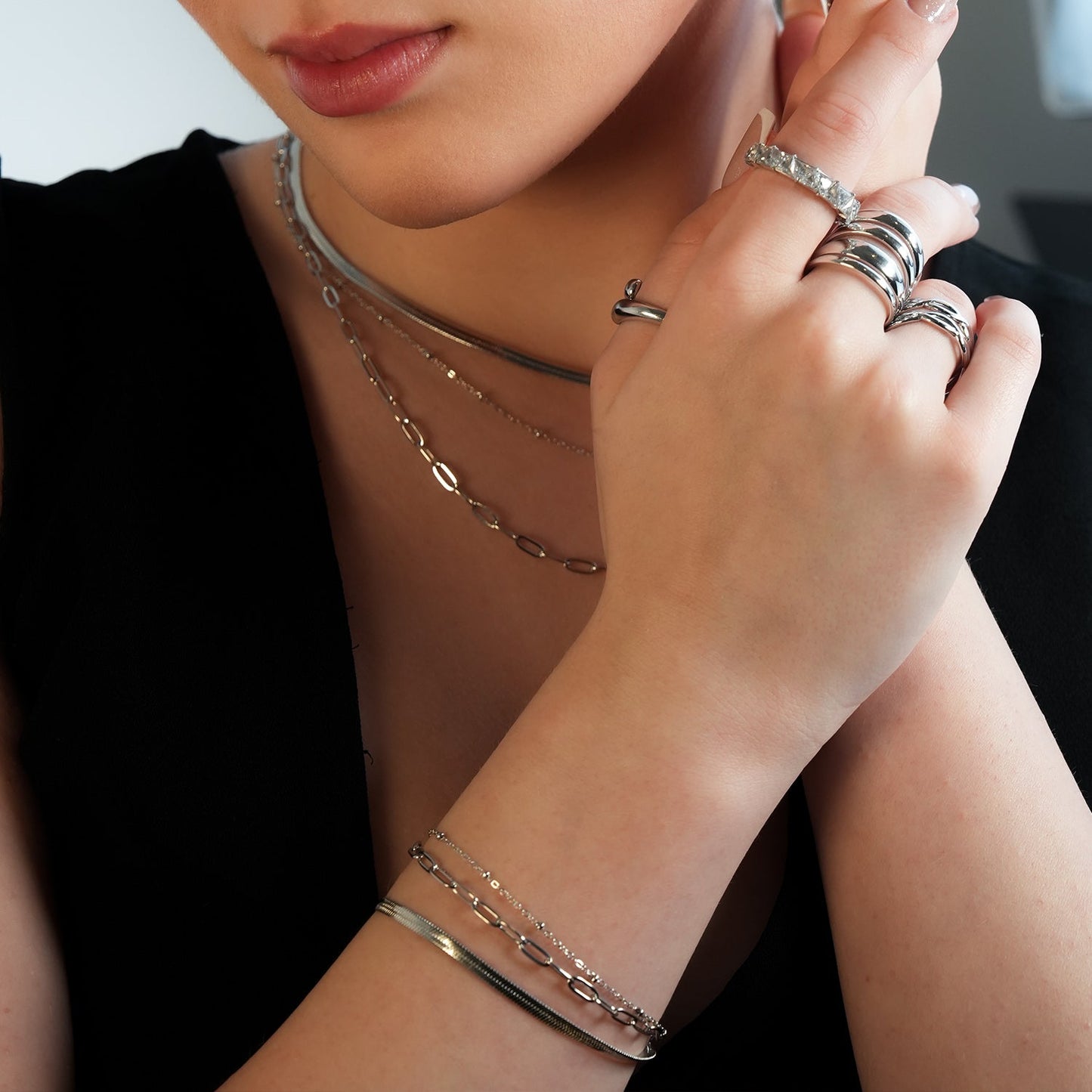 GEILNAR:  Triple Layer Mixed-Chain Necklace in Silver