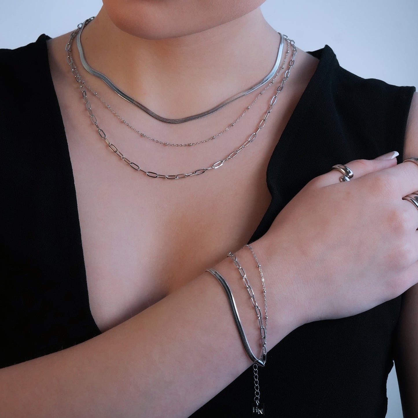 GEILNAR:  Triple Layer Mixed-Chain Necklace in Silver