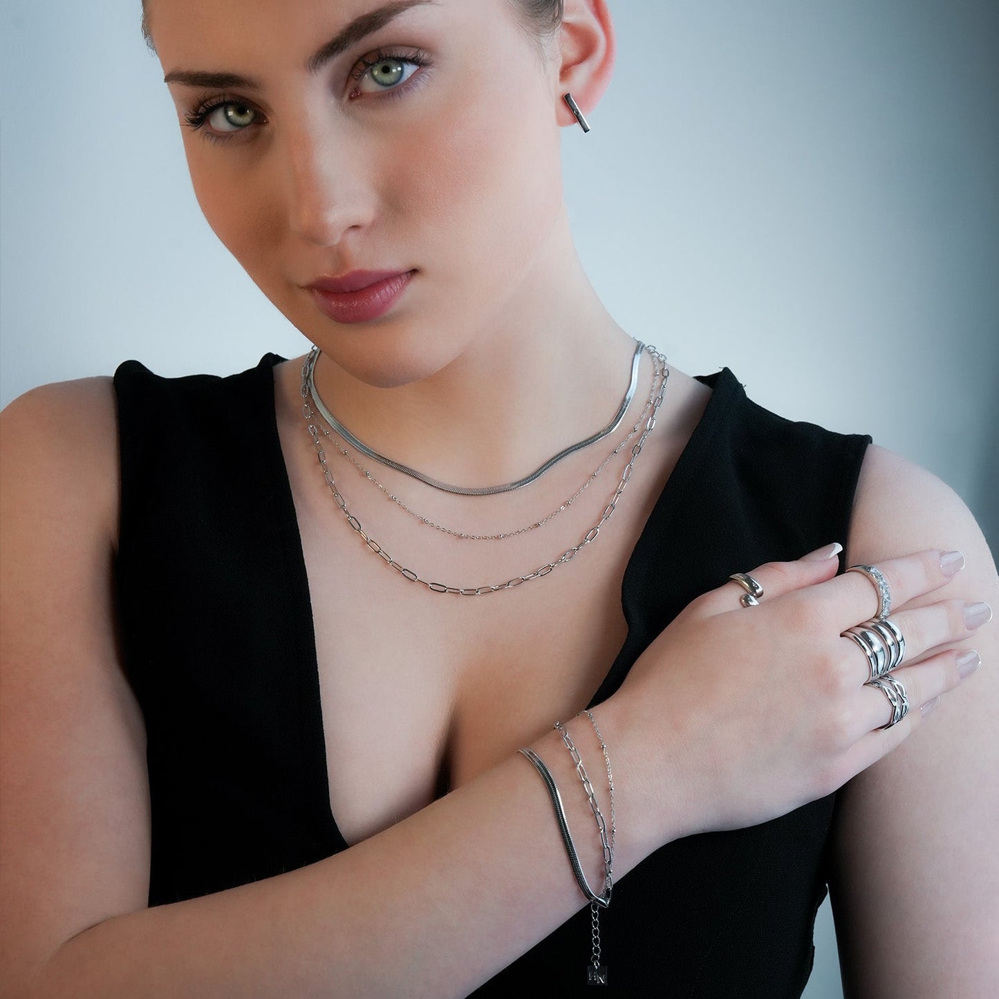 GEILNAR:  Triple Layer Mixed-Chain Necklace in Silver