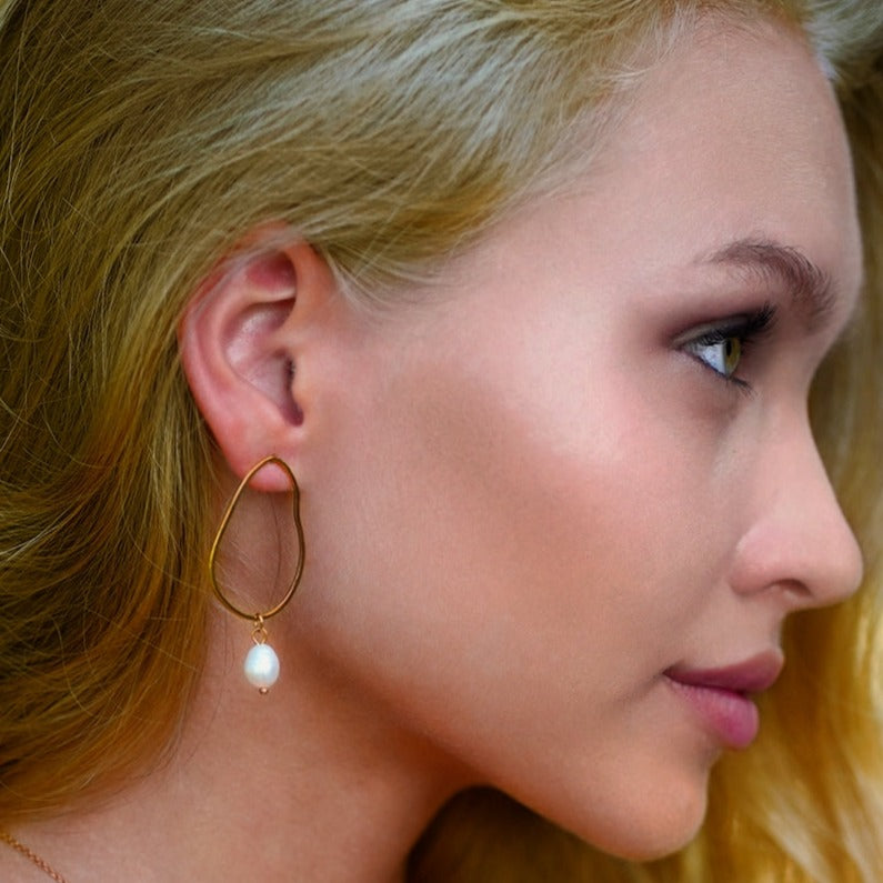 SADIE: Irregular Shaped Natural Freshwater Pearl Earrings