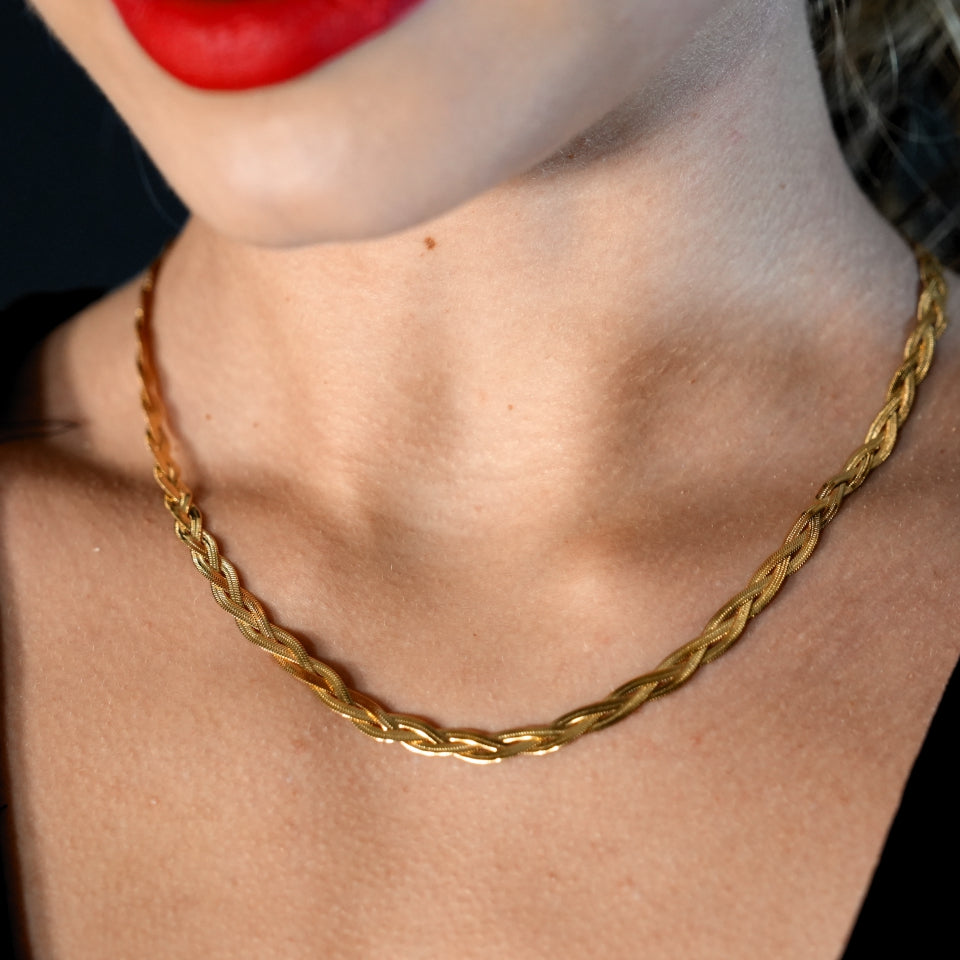 TARA Gold: Intertwined Herringbone Snake Skin Textured Necklace.