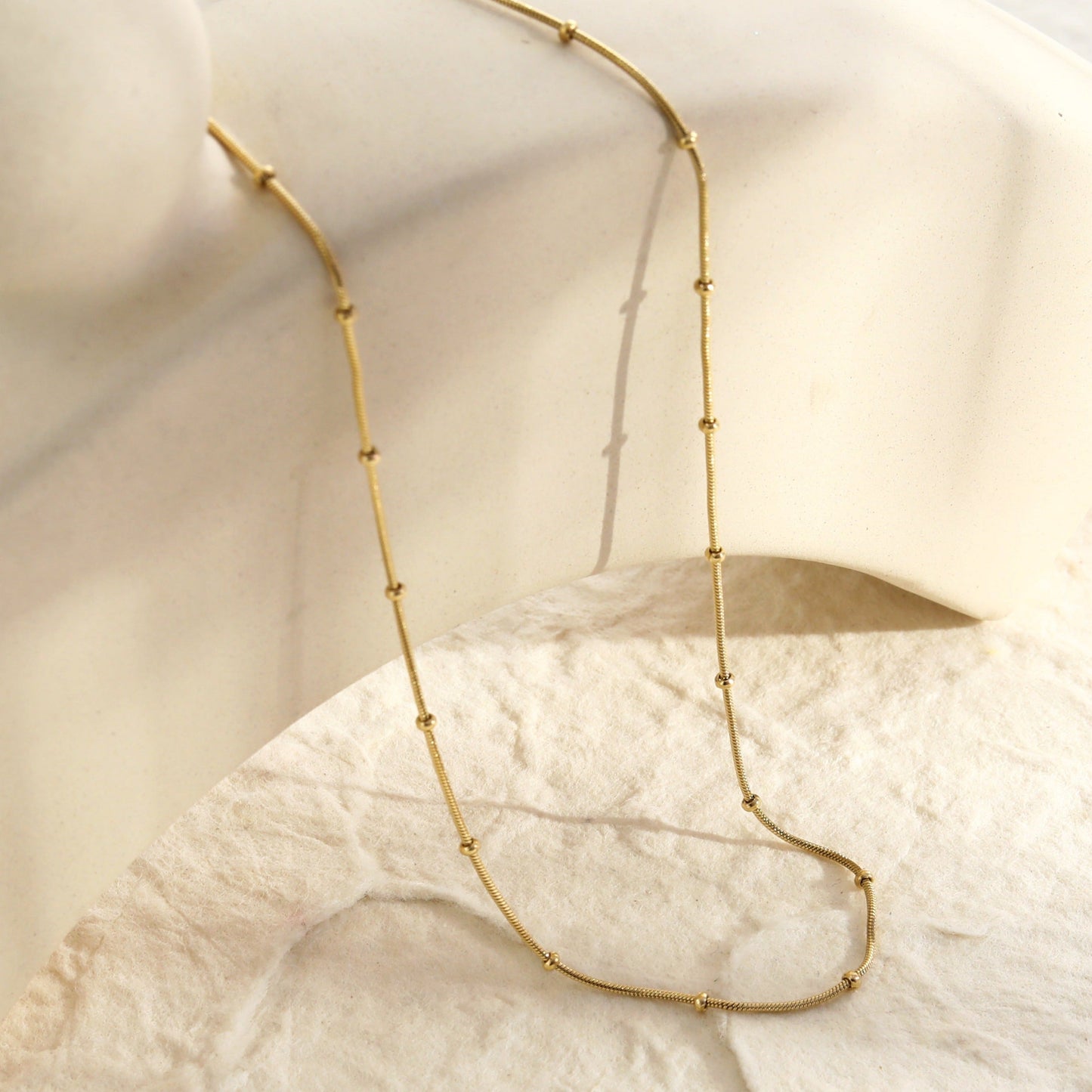 ZAHARA: Mini Textured Beaded Dainty Gold Chain